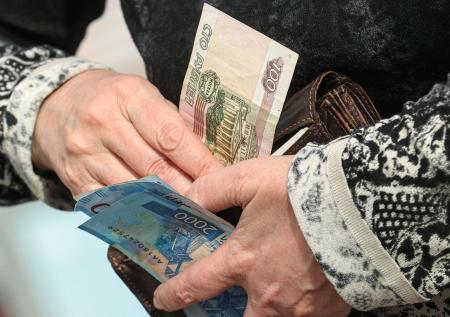 Стало известно, кому повысят пенсии с 1 мая