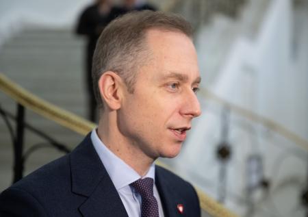 Полякам раздадут памятки на случай войны