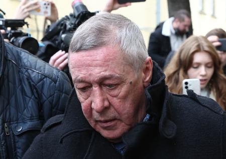 «Московский транспорт хороший»: Милонов о замеченном в автобусе Ефремове