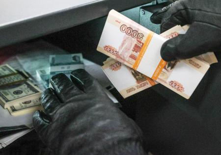 Обманывавший бойцов СВО мошенник получил по заслугам