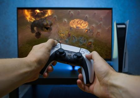 Microsoft существенно поднимает цены на игры и консоли Xbox