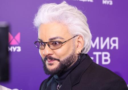 Киркорову подарили букет по цене автомобиля