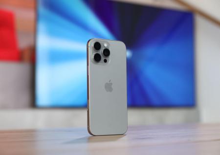 Беспрецедентное падение цен произошло в России на самый мощный iPhone