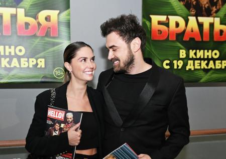 Агата Муцениеце снова выходит замуж