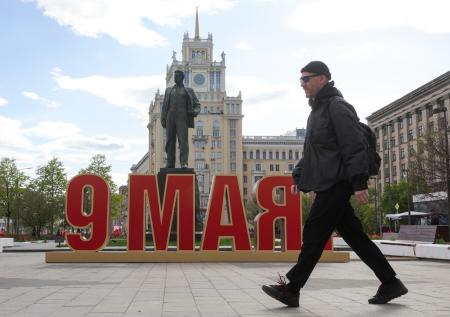 В Госдуме обсуждают идею непрерывных майских праздников