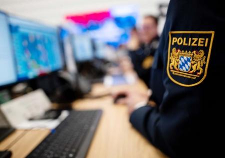 Полиция Штутгарта озвучила число погибших при наезде авто на группу людей