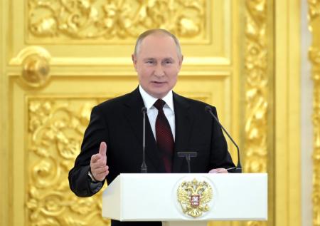 Путин поздравил азербайджанский народ по случаю 80-летия Победы