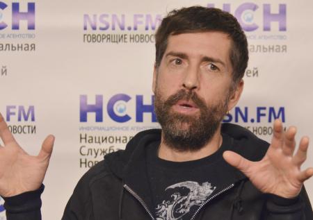 Уехавший из России артист открестился от Украины ради денег