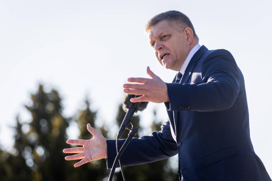 Роберт Фицо