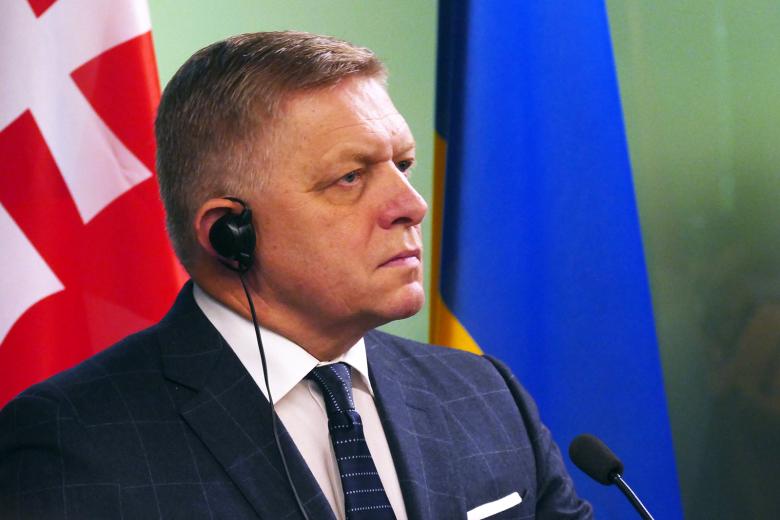 Роберт Фицо