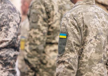«Выглядит как фарс»: в Госдуме оценили парад в Лондоне с участием ВСУ
