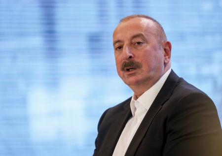Алиев отметил роль православной общины в развитии связей Азербайджана и РФ