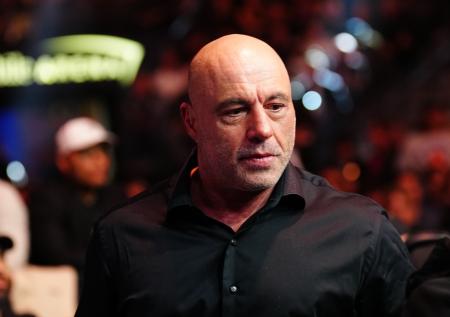 Комментатора UFC заменили на канадском турнире за слова о России
