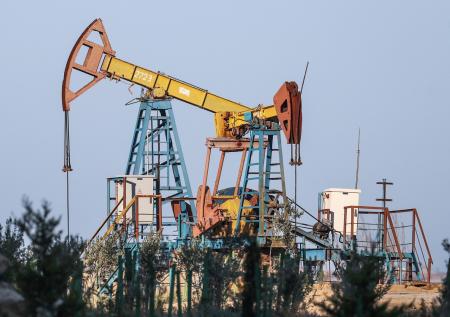 Решение ОПЕК+ обрушит цены на нефть до уровня 1980-х годов