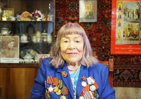 «Голодали, хоронили друзей»: 101-летний ветеран о ВОВ, помощи СВО и Путине
