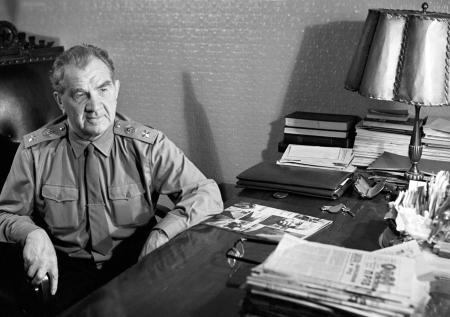 Внук маршала Чуйкова рассказал о его конфликте с Хрущевым