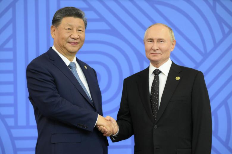 Владимир Путин и председатель КНР Си Цзиньпин