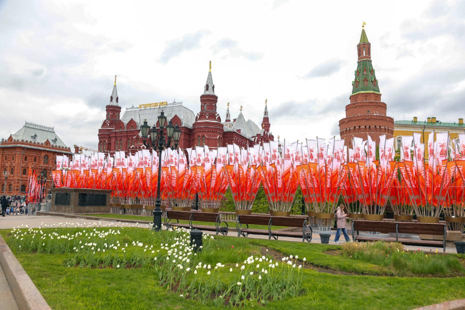 Оформление Москвы ко Дню Победы