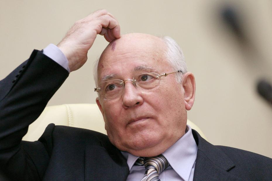 Михаил Горбачев