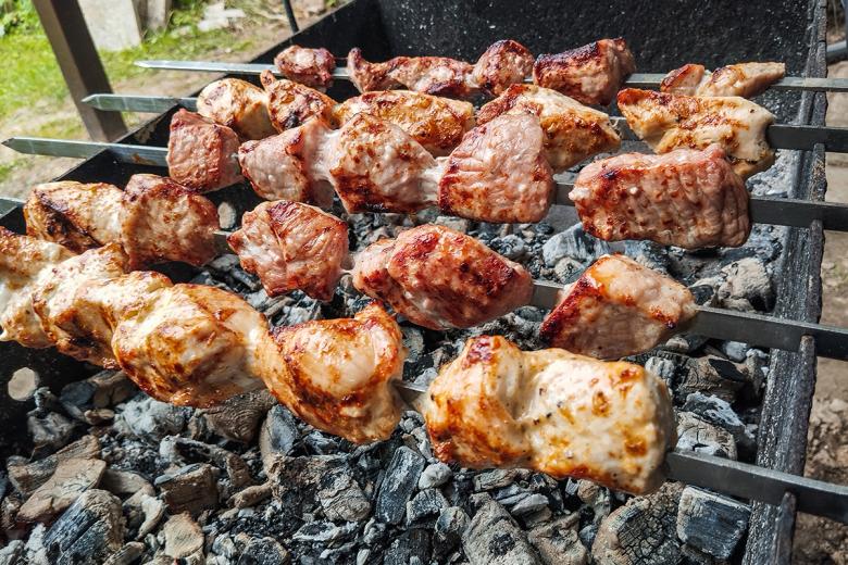 Шашлык на мангале