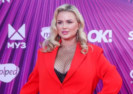 Семенович сравнила себя с Дюймовочкой после похудения