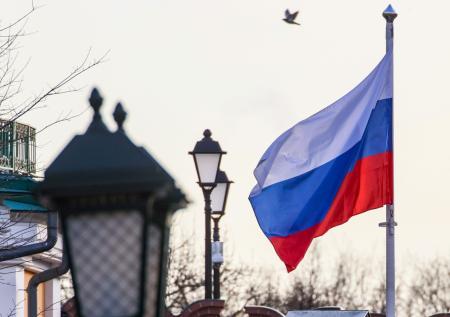«Чуть ли не лились слезы»: вернувшийся из плена боец обрадовался флагу РФ