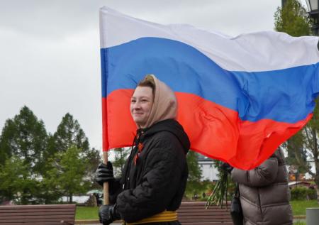 Массовый танец под «Катюшу» объединил почти полторы тысячи студентов