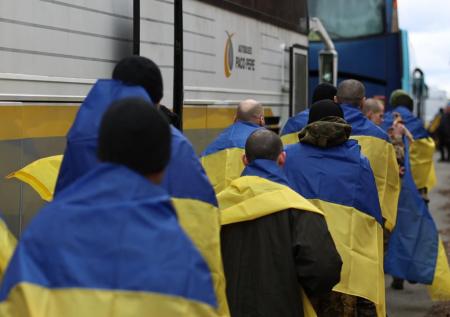 Россия и Украина провели обмен пленными по формуле «205 на 205»