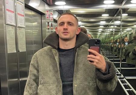 Популярный блогер уехал из России перед получением повестки в военкомат