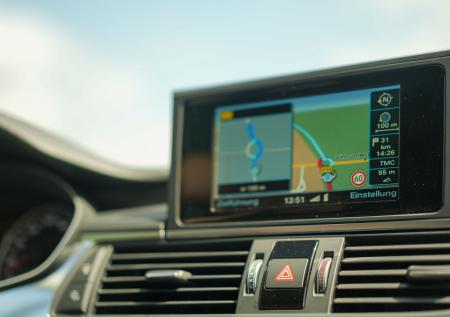 Женщина нашла в своем авто GPS-трекер, а через месяц ее убили