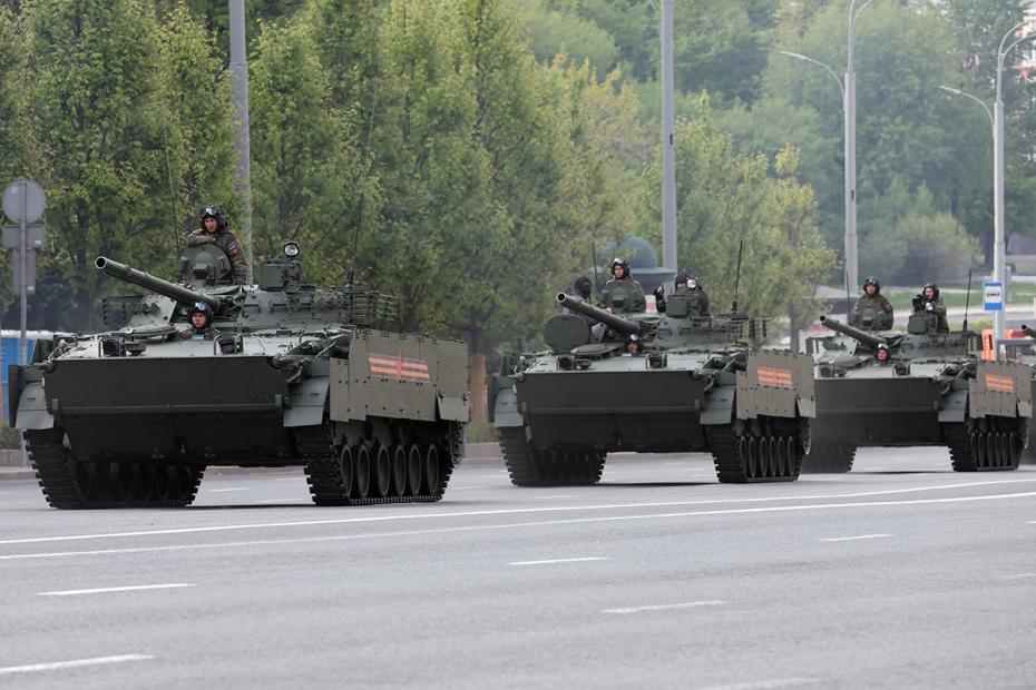 Колонна военной техники на генеральной репетиции парада в Москве в честь 80-й годовщины победы в Великой Отечественной войне