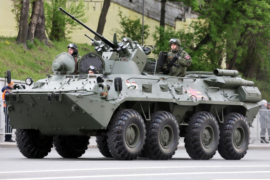 Бронетранспортер БТР-82А на генеральной репетиции парада в честь 80-й годовщины победы в Великой Отечественной войне