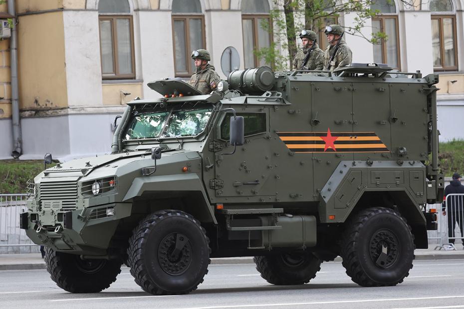 Бронеавтомобиль ‭«Феникс» на генеральной репетиции парада в Москве в честь 80-й годовщины победы в Великой Отечественной войне