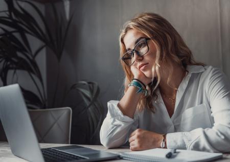 Как похудеть на сидячей работе без спорта: научные методы и советы