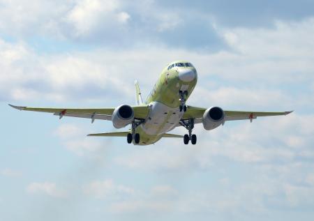 В Ростехе раскрыли подробности испытаний полностью отечественного SJ-100