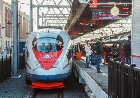 Петербуржцы оказались в западне из-за коллапса в аэропорту