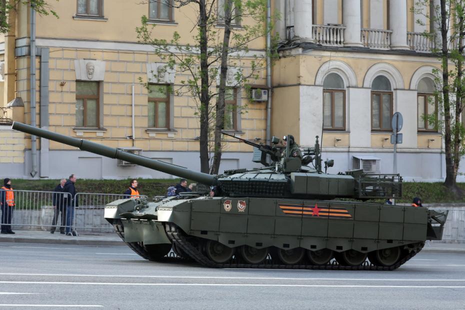 Танк Т-90М «Прорыв» на генеральной репетиции парада в Москве в честь 80-й годовщины победы в Великой Отечественной войне