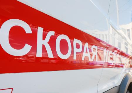 В Петербурге возле компьютерного клуба подожгли молодого человека