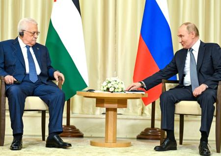 Президент Палестины прибыл в Москву на празднование Дня Победы