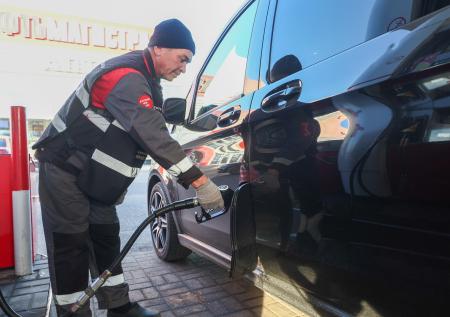 Россия уступила одной стране в рейтинге самого дешевого в мире бензина