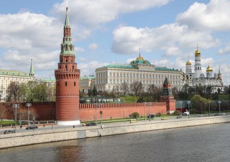 Зарубежные лидеры начали прибывать в Кремль на званый обед
