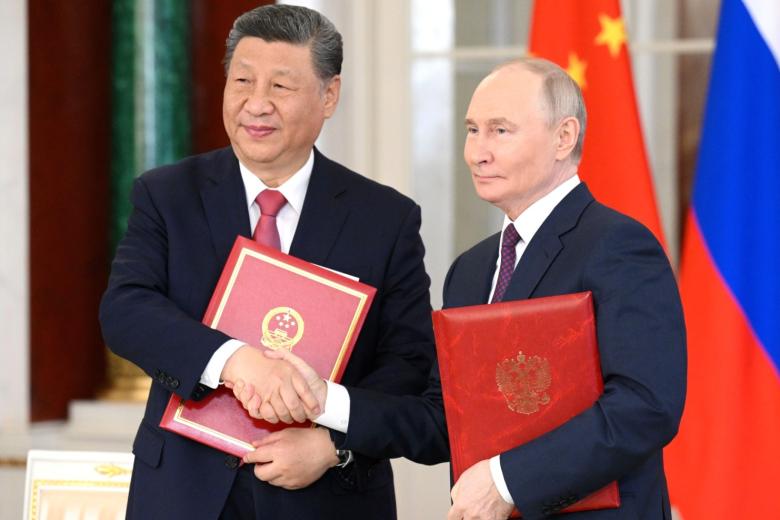 Президент РФ Владимир Путин и председатель КНР Си Цзиньпин