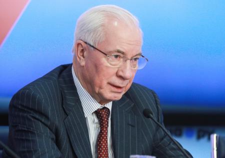 Экс-премьер Украины заявил о превращении страны в колонию США