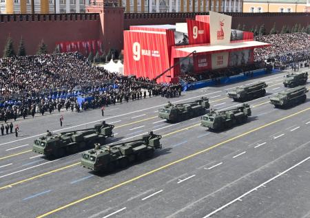 ТОС-2 «Тосочка» и самоходка «Мальва» впервые приняли участие в параде