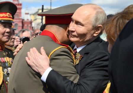 Раскрыто, что сказал Путин генералу КНДР перед объятиями