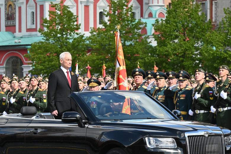 Министр обороны РФ Андрей Белоусов на Красной площади в Москве на военном параде, посвященном 80-летию Победы в Великой Отечественной войне