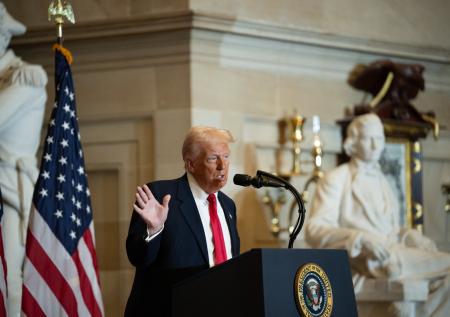 Трамп уволил первую афроамериканку с должности библиотекаря конгресса