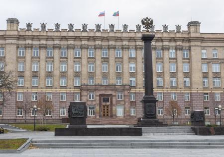 Дрон атаковал здание правительства Белгородской области