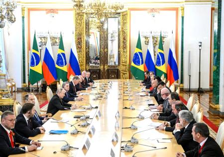 Опубликованы кадры встречи Путина с президентом Бразилии