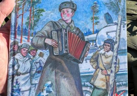 Раскрыто, какую книгу подарили гостям парада Победы в Москве